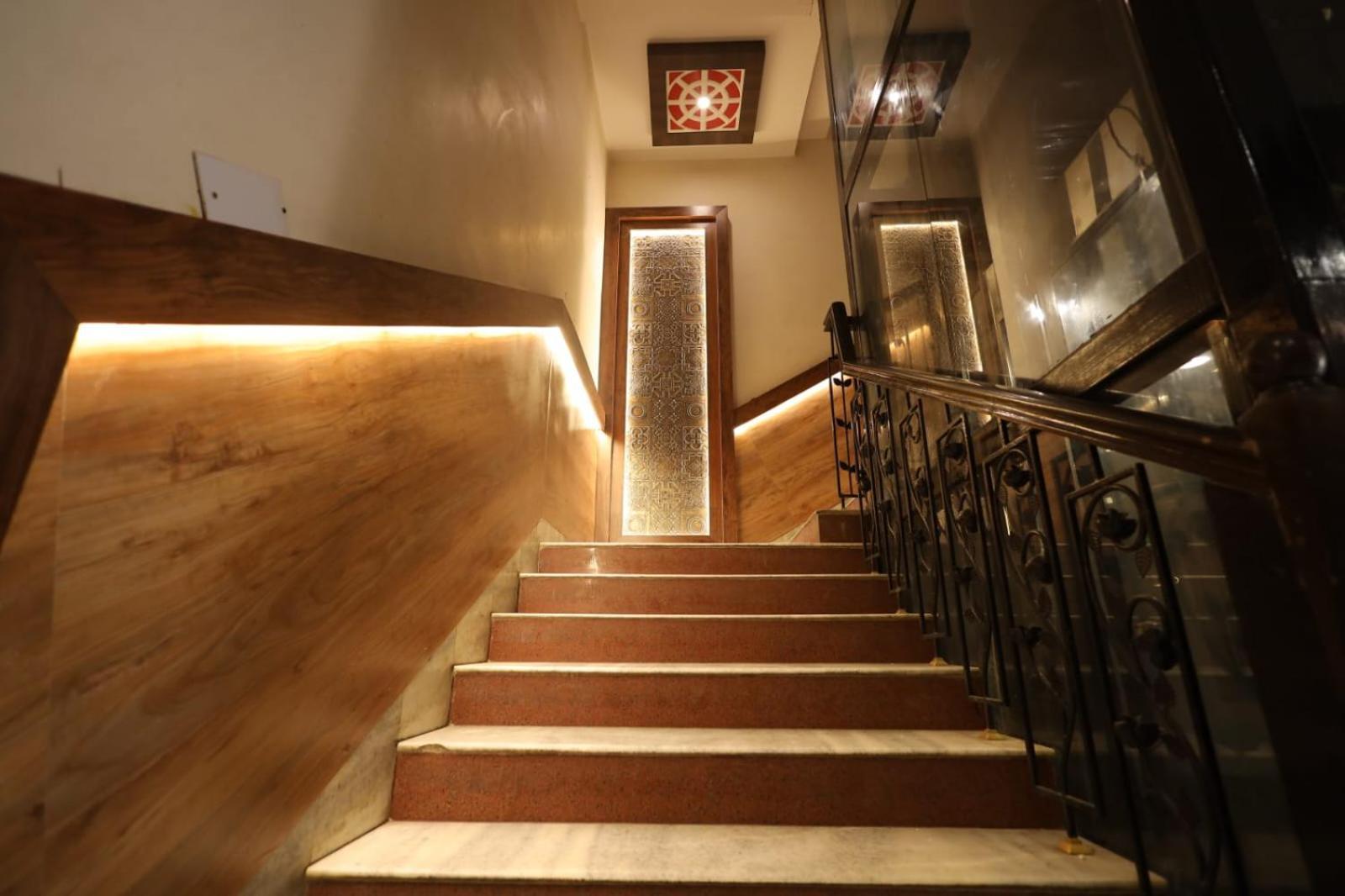 Hotel Sheetal Regency,Near Janambhumi Матхура Экстерьер фото